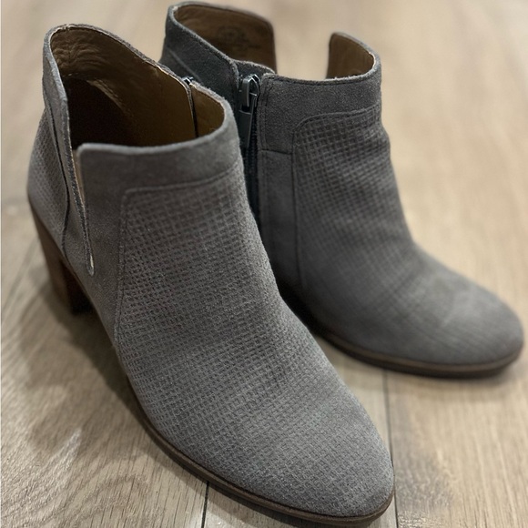 Lucky Brand Booties - Picture 2 of 7